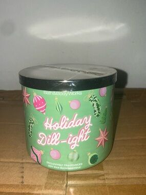 Bath & Body Works Holiday Dill-ight Candle - Green & Pink Accents
